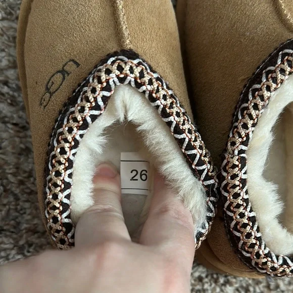 KIDS UGG DUPE TASMAN INSPIRED SLIPPERS - Picture 4 of 6